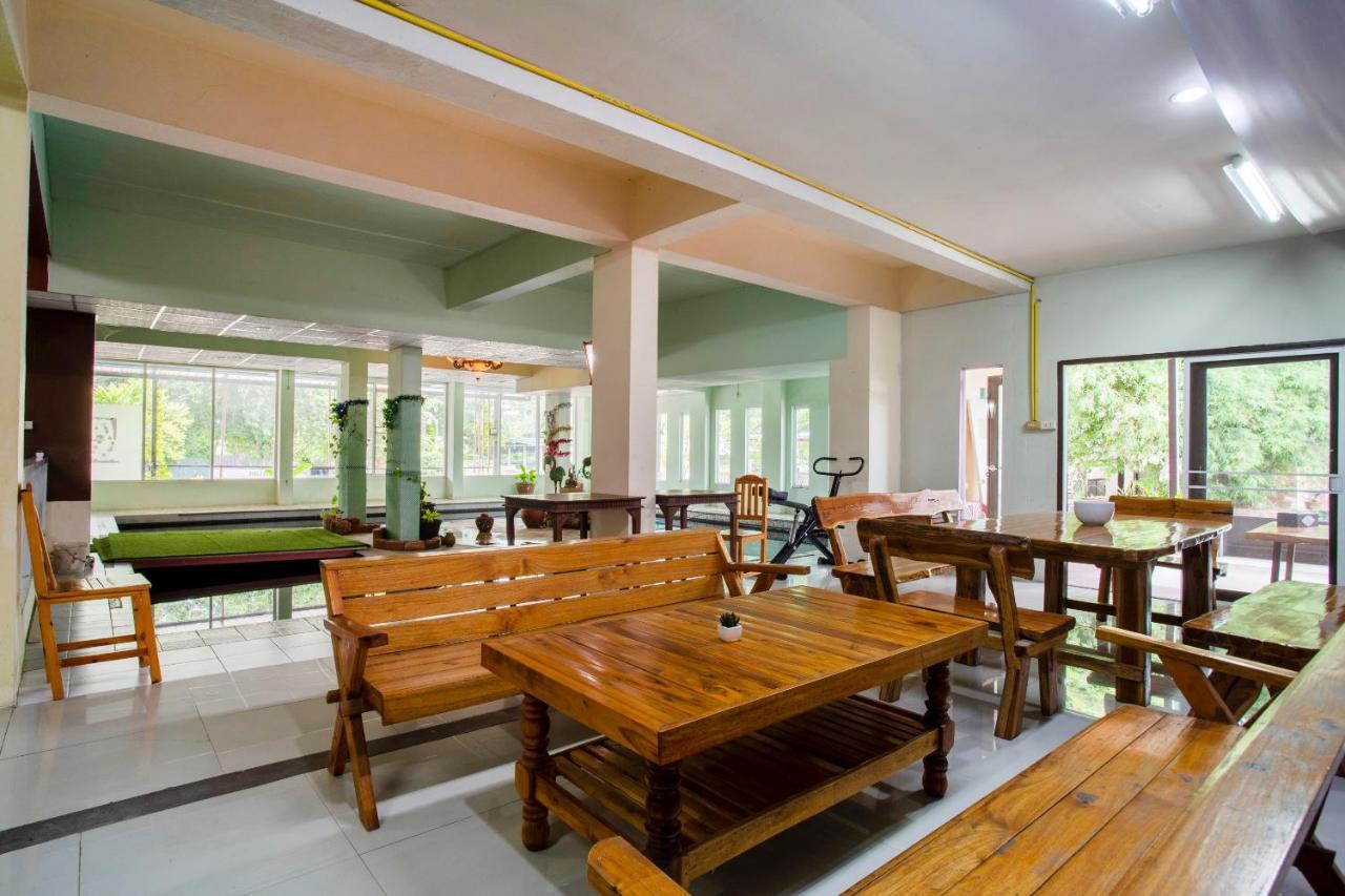 Oyo 75356 Thipsiri Lodge Чиангмай Экстерьер фото