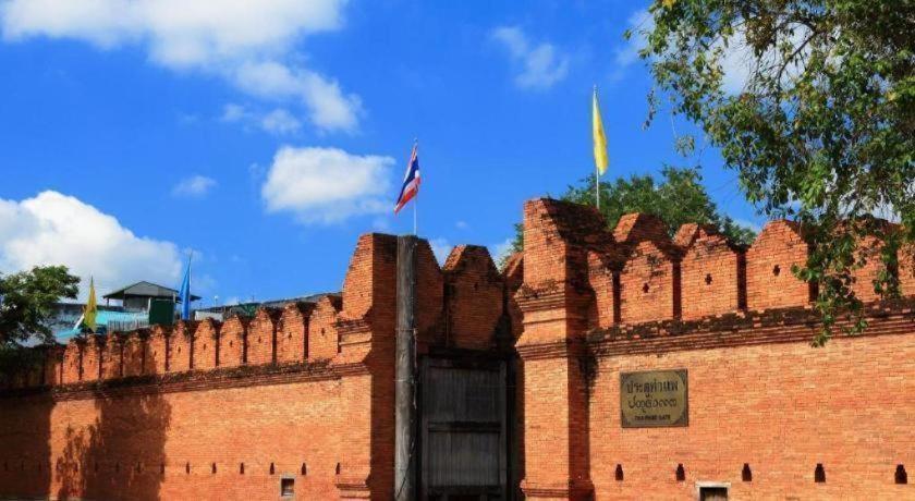 Oyo 75356 Thipsiri Lodge Чиангмай Экстерьер фото