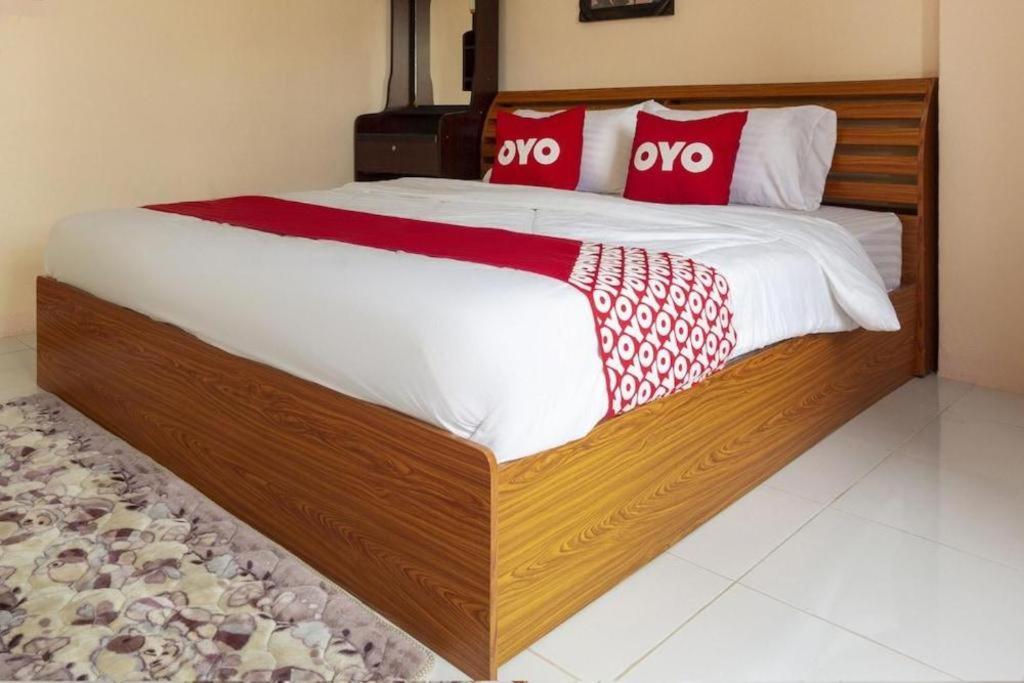 Oyo 75356 Thipsiri Lodge Чиангмай Экстерьер фото